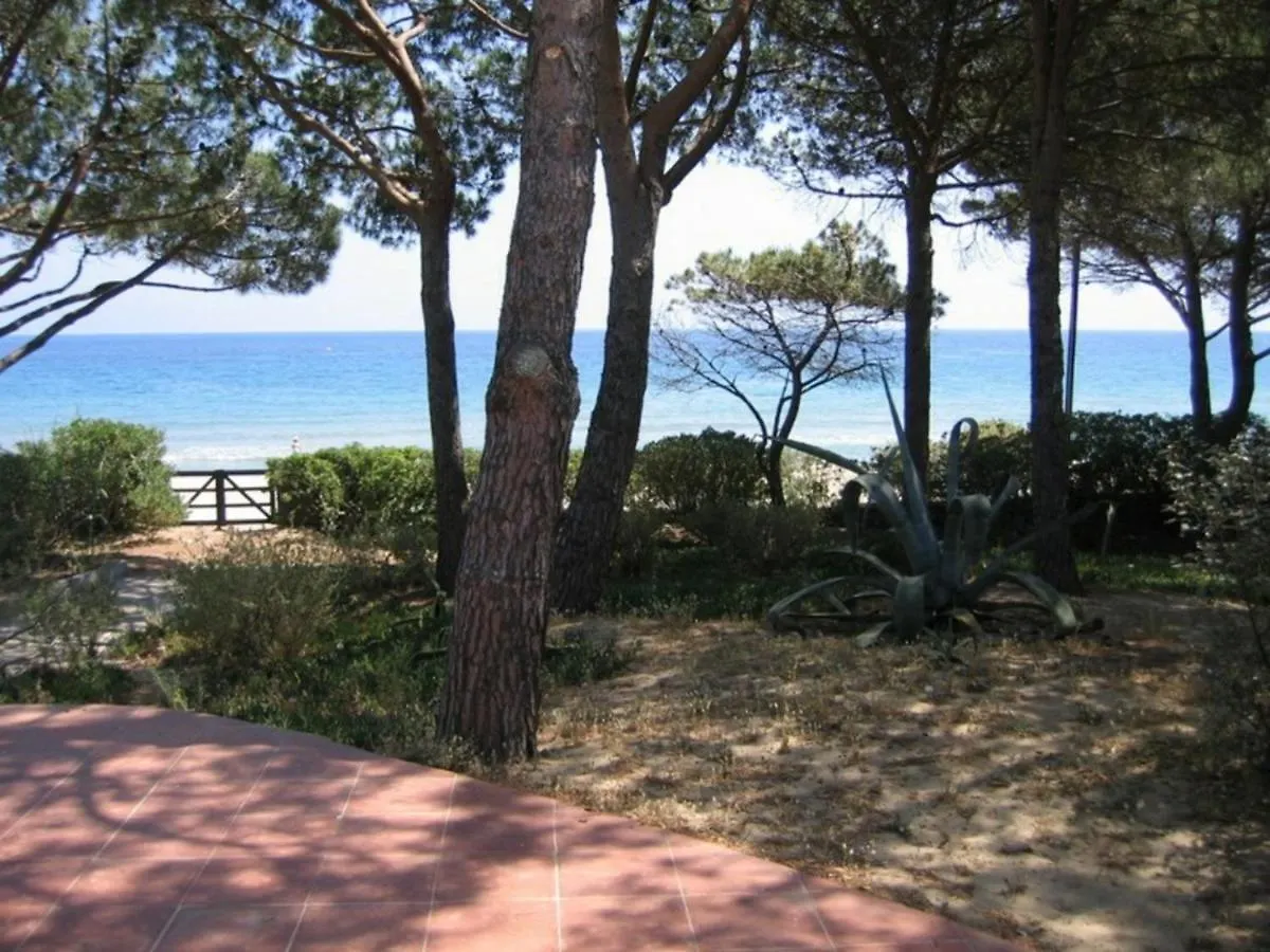 Villa Climatisee 2 Chambres Avec Terrasse Et Garage - Fr-1-100-199 Cavalaire-sur-Mer